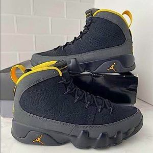 Jordan 9 Retro - Dark Charcoal University Gold